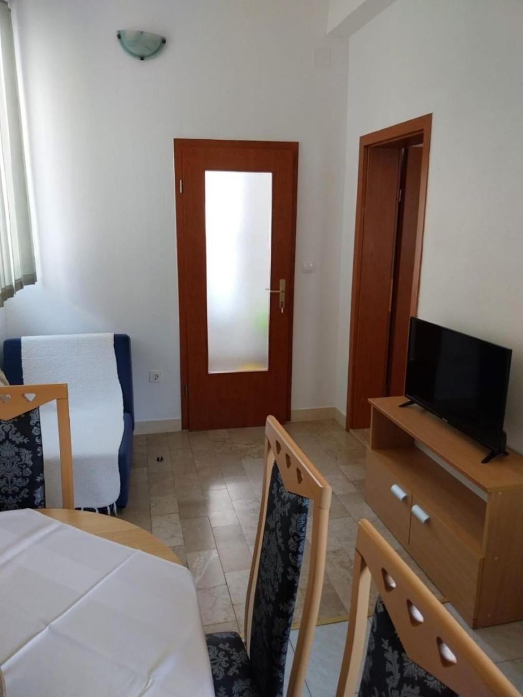 Apartments Josip Baska Voda Bagian luar foto