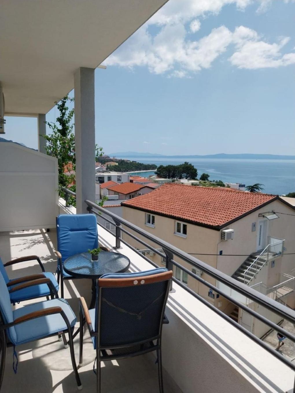 Apartments Josip Baska Voda Bagian luar foto